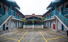 Hotel Praia Do Morro